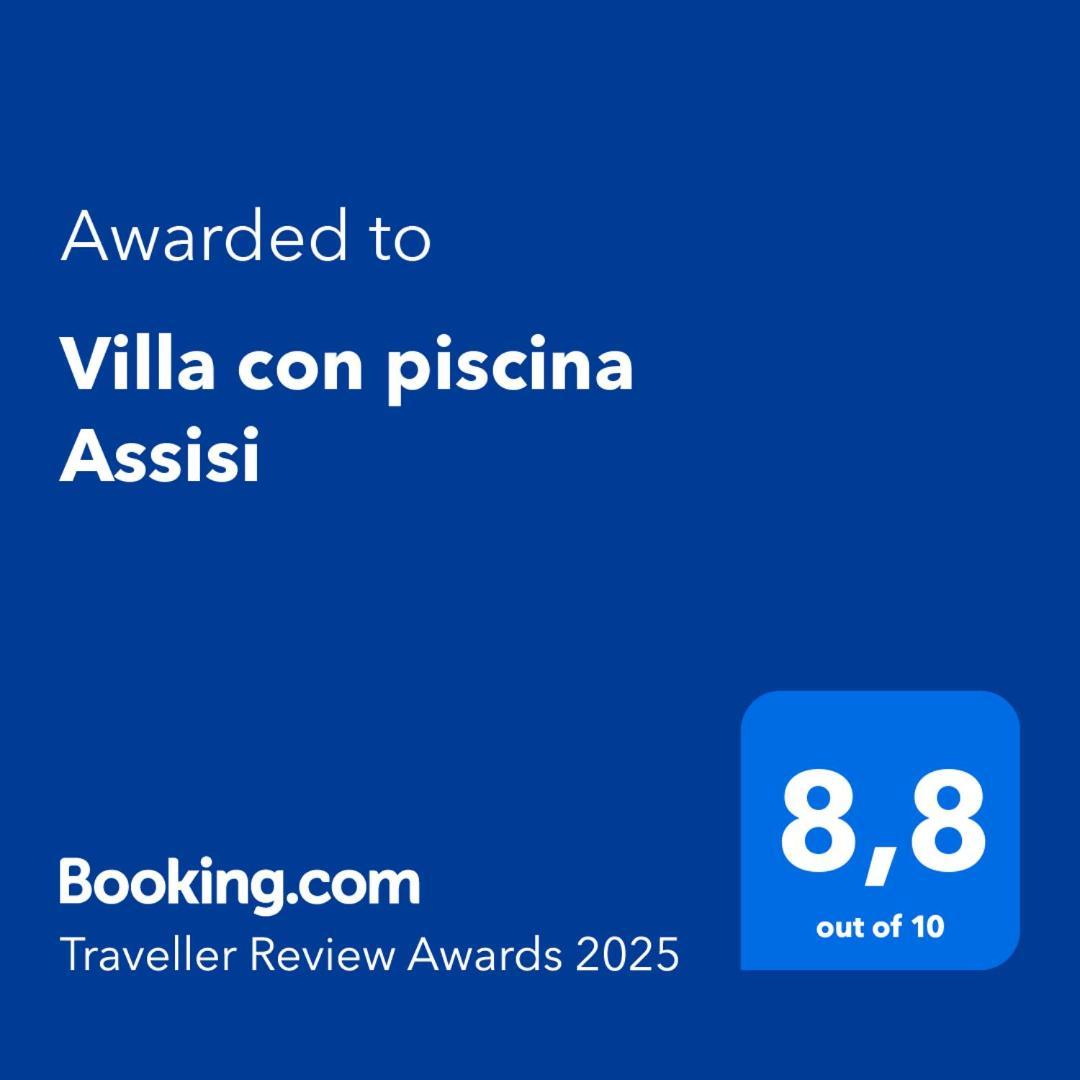 Villa Con Piscina אסיסי מראה חיצוני תמונה